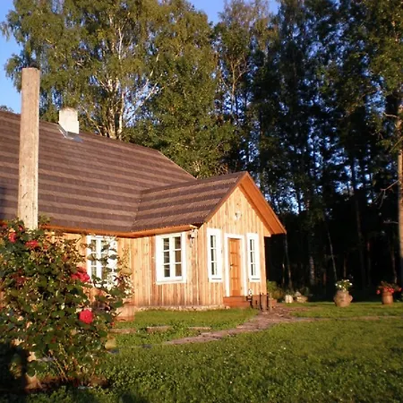 Roosisaare Holiday * Võru